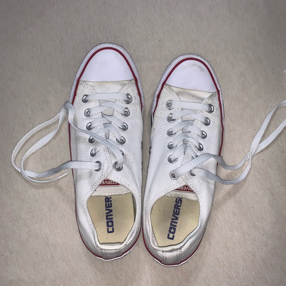 Converse - Picture 1 of 8